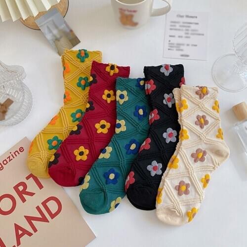 Women Socks Cotton Euramerican National Wind Flowers Autumn and Winter Ladies Socks Warm Cute New Fashion Hot