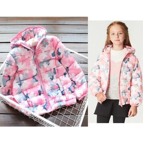 Children/kids/girls autumn/winter pink Camouflage jacket, light weight warm coat, size 4 to 13Y