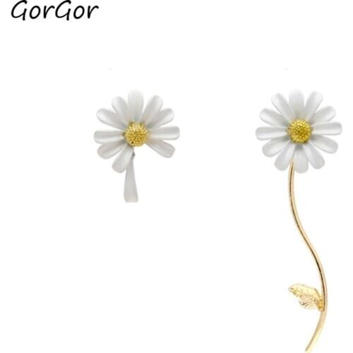 GorGor Clip Earrings Alloy Fashion Statement Women Asymmetric Small Daisy Flowers Exquisite Creative Party Jewelry EZ-996