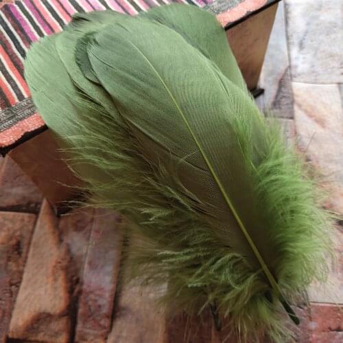 100pcs Natural Goose Feathers Olive green Loose Goose feather 12-20cm long Christmas decoration clothing shoes hat accessories