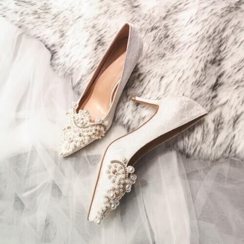 White shoes New white lace high-heeled brides bridesmaids single-heeled gown dress shoes fall winter 2020