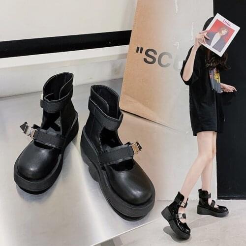 2020 New Spring and Autumn casual platform Martin boots female small leather shoes retro personality motorcycle boots X545