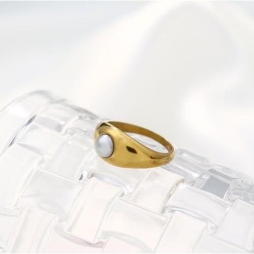 High Grade Polished Stainless Steel Rings for Men Fashion Natural Pearl Rings for Women Plated Genuine 18k Gold Matching Rings