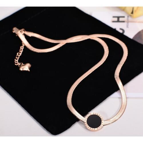 YUN RUO 2019 Rose Gold Color Fashion Forever Love Round Choker Necklace Snake Chain Titanium Steel Woman Jewelry Gift Never Fade