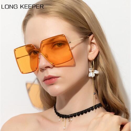 LongKeeper Vintage Oversized Sunglasses Women Metal Square Rivet Sun Glasses Big Frame Gafas UV400 Travel Eyewear For Ladies