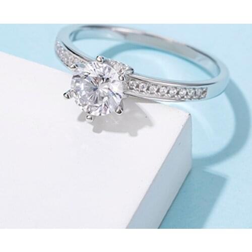 925 silver ring 6 claws Moissanite ring Special design Gorgeous styling Engagement Anniversary Ring 1ct round excellent cut
