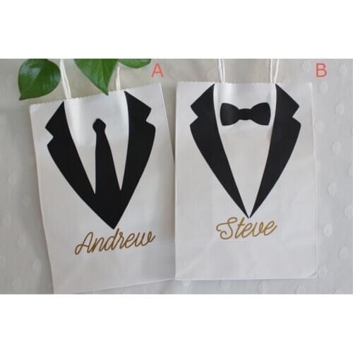 Personalzie Groomsman gift bag, best man gift bag, Wedding black white kraft paper bags, Custom gifts bags, Welcome gift bags