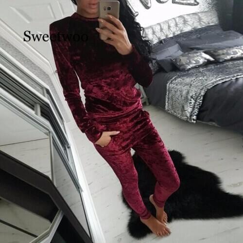 Velvet Tracksuit Women Costume Velvet Set Long Sleeve Top+Pant Velour Tracksuit Sets for Women Sporting Suit