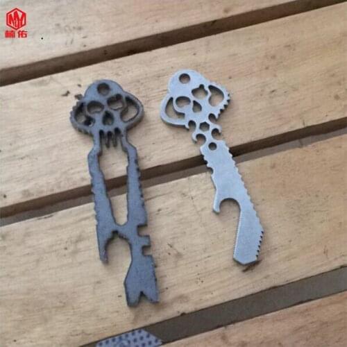 1PCS Outdoor Camping Equipment Wrench Multifunctional Bottle Opener EDC Tool Portable Bottle Opener Mini Crowbar