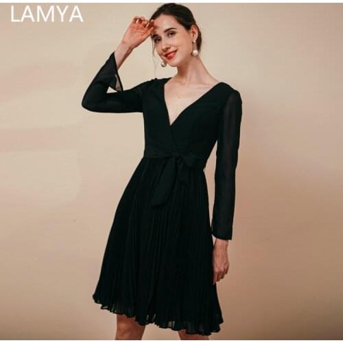 LAMYA Knee length With Long Sleeve Prom Dresses 2021 Elegant V Neck Evening Dress Women Simple Black Party Formal Gown