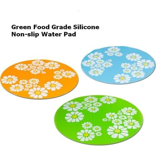 Dog Automatic Drinker Mat Green Food Grade Silicone Non-slip Water Pad Pet Dog Cat Daily Supplies