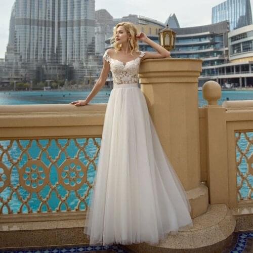 Open Sheer Scoop Neckline with Lace Applique A-line Wedding Dress Illusion Back Sexy Bridal Dress vestido novia boho