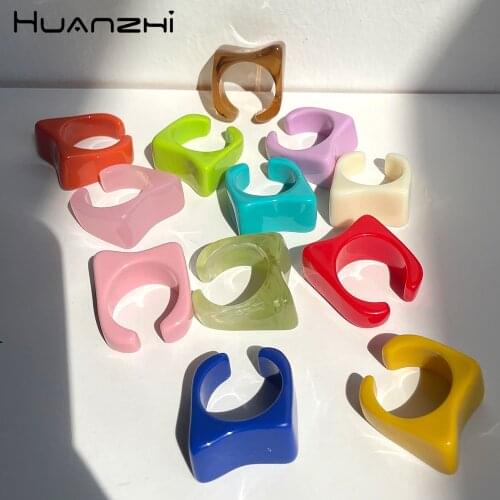 HUANZHI 2021 NEW Korea Trend Colorful Geometric Square Irregular Opening Acrylic Resin Transparent Ring Set For women Jewelry