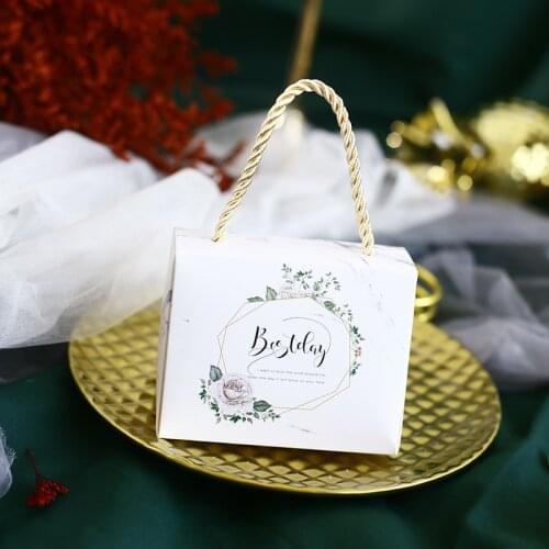 New Wedding Favors Candy Gift Box with Handles Baby Shower Party Gift Boxes Paper Candy Hand Bags Pack Boxes With Ropes