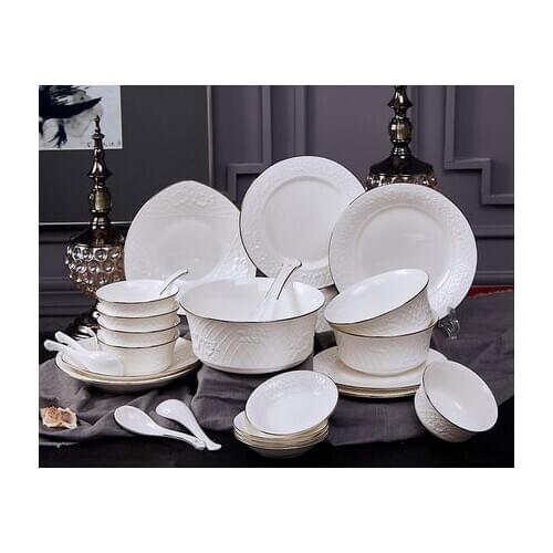 2021 Fashion Dishes Set Bone China Tableware 28 Pieces Household Tableware Embossed Kitchen Tableware Simple Home Dinnerware Set