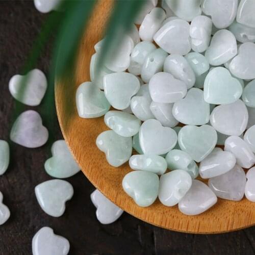 Natural Myanmar jadeite hand-carved heart-shaped DIY 100% real jade bracelets scattered beads accessories jade bracelets10mm