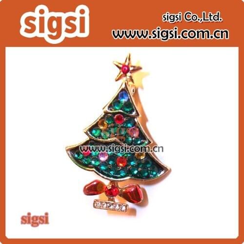 Gold Tone Green Enamel Red Rhinestone Christmas Tree Brooch jewelry