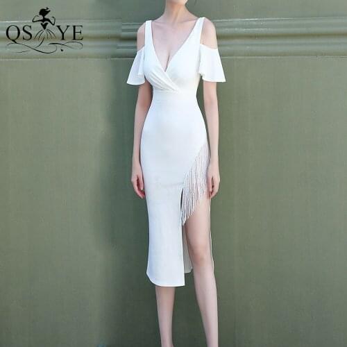 Short White Evening Dresses Elastic Flare Sleeves Sheath Evening Gown V Neck Ruched Party Formal Dress Split Tassels Lady Gown