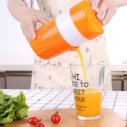 100% Original Juice Child Healthy Life Potable Juicer M High Quality Manual Citrus Juicer for Orange Lemon Fruit Squeezer