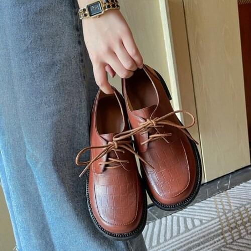 2021 New Women Shoes Split Leather Low Heel Fall Shoes Women Round Toe Black Shoes for Women Casual Lace up Female Shoes Pumps