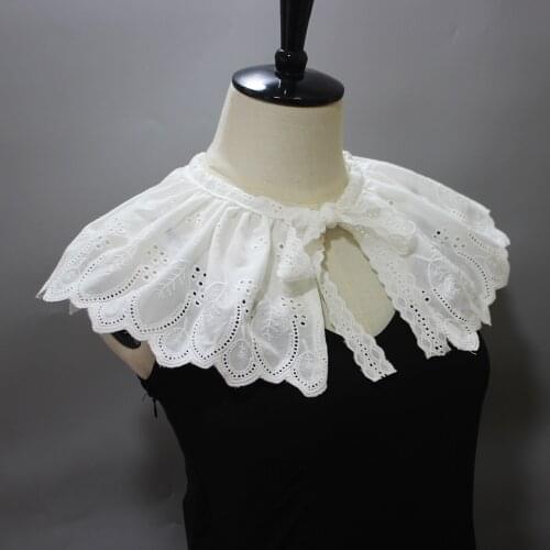 2021 Doll Lace Fake Collar Shwal False Collar Decorative Floral Embroidery Detachable Collars Women Clothes Accessories