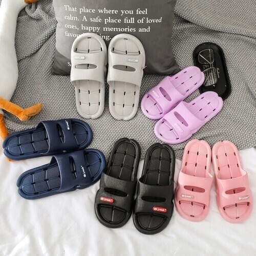 Home Slippers Bathing Leakage Slippers Soft-soled Slippery Couples Bathroom Slippers for Men and Women Mens Slippers