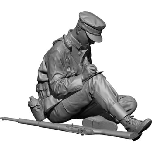 Resin Figure 1/35 ancient man warrior sit Model Unassambled Unpainted Figure Building Kit