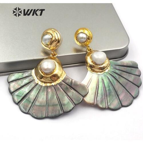 WT-E502 Bohemian Style! Unique Design Of Vertical Stripe Shell Drop Earrings Sweet Beach Earrings Can Be Used As A Gift