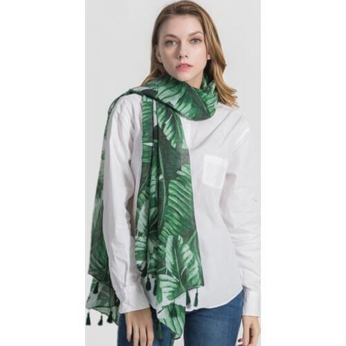 New Arrival Women Plantain Leaf Green Scarf with Tassels Soft Cotton Palm Leaves Printed Warm Shawls Wraps Hijabs Muffler