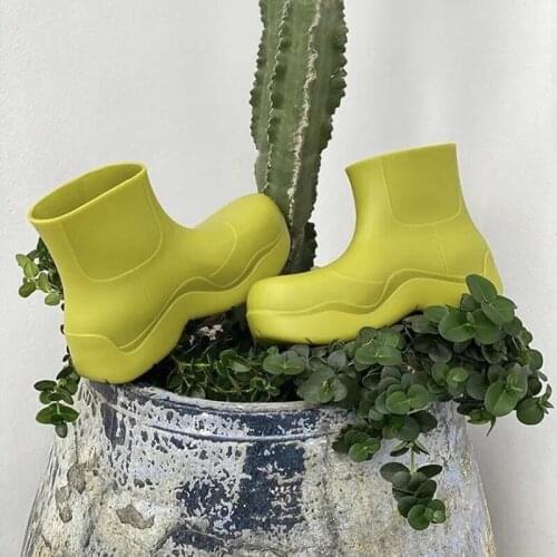 QZYERAI New Brand Women Rain Boots New Rubber Ladies Walking Waterproof Ankle Rainboots Casual Thick Bottom Short Warm Boots