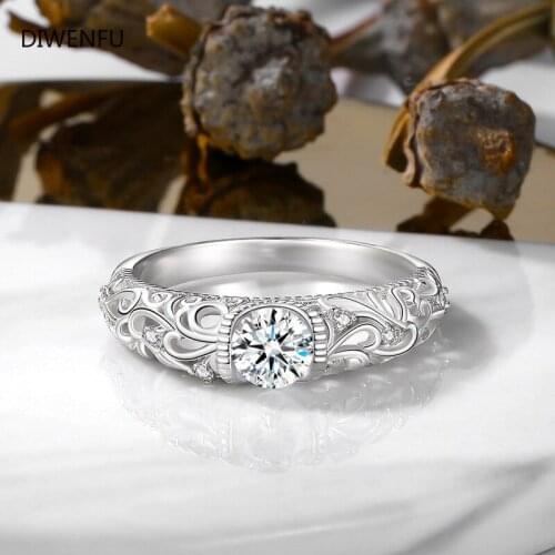 100% 925 Sterling Silver Emerald Cut Created Moissanite Diamond Wedding Rings for Women Luxury Proposal Engagement Ring Jewelry