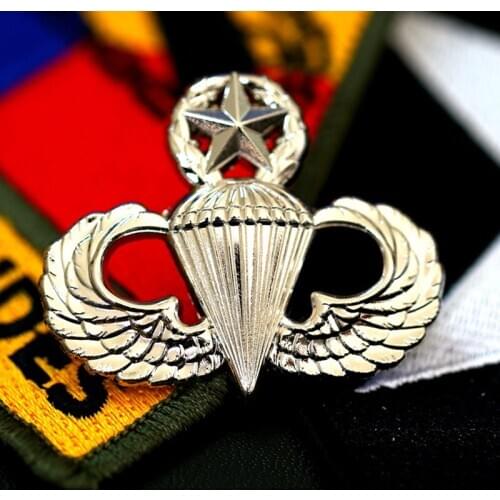 2pcs Paratrooper Badge Metal Lapel Pin U.S.A France Army Airborne Force World War II Brooch for Fans Clothing Backpack Gift