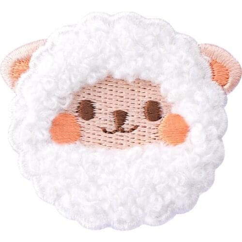 Lovely White Plush Alpaca Embroidered Patch Cloth Patches For Clothing Fashionable Iron-on Sticker Bag Notebook Decoration