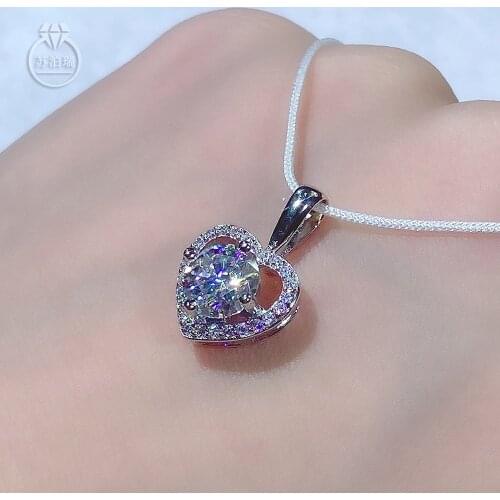 Real Moissanite Pendant 1CT Heart-shap Pendant necklace Engagement Elegant Wedding Pendant Necklace for Women