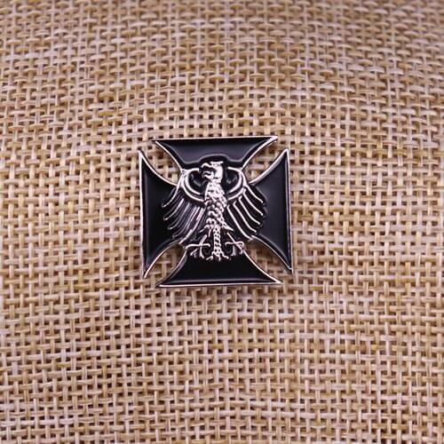 Ww2 german eagle pin badge