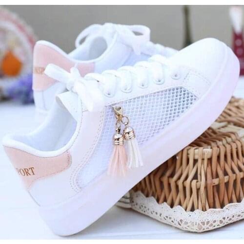 TIARAKA Women's Sneakers