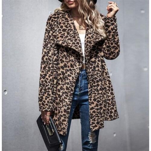 Womens Fashion Outer Wear Sexy Leopard Print Autumn Winter Imitation Fur Thermal Insulation Coat Blogger Large Lapel Jacket Top