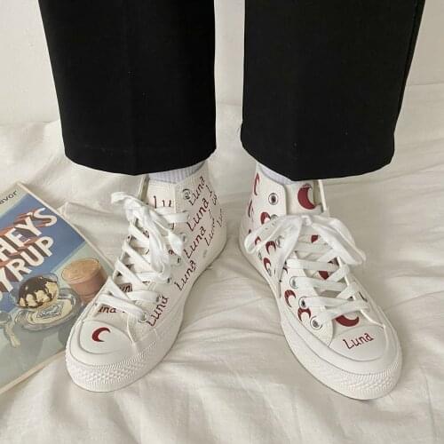 2021 Design Crescent Print High-top Spring Canvas Shoes Fashion Retro Style Student Street Shooting Casual and Comfortable