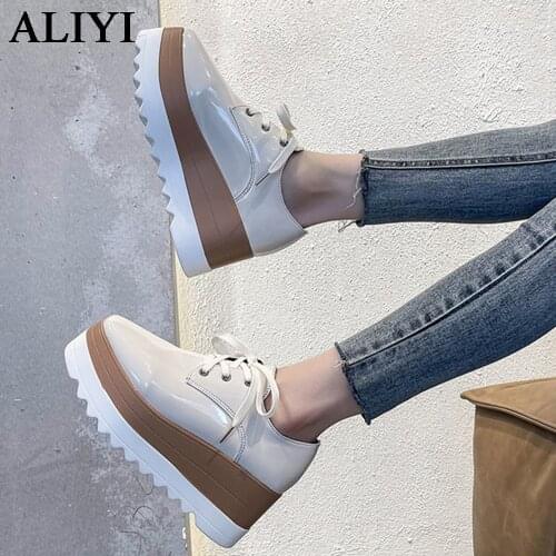 Summer Bohemian Shoes Women 2021 New White Flower Toe Ring Ladies Dress Flat Sandals 35-43 Big Size Female Beach Feetwear