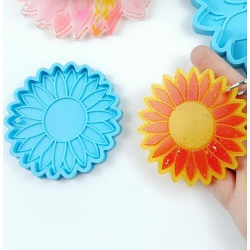Sunflower Keychain Mold Non Stick Soft Silicone BPA Free Flower Keychain Casting Mold for DIY Crafting Jewelry Making Molds