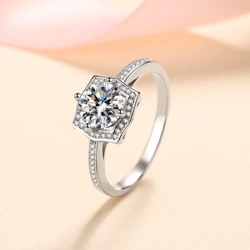 Inbeaut New Arrival 925 Silver Excellent Cut 1 ct D Color Pass Diamond Test Moissanite Wedding Ring for Women Classic Jewelry