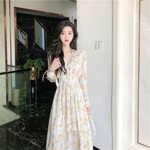 Women Retro Floral Dress 2021Spring Autumn New Fashion Women V Neck Long Sleeve Floral Print Split Long Dress Sun Beach Elegant