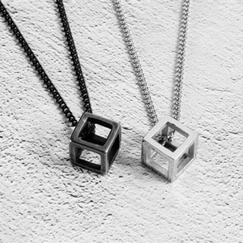 Punk Hollow Cube Pendient Necklaces for Men Women Unisex Stainless Steel Square Charm Jewelry Necklace Geometric Fashion