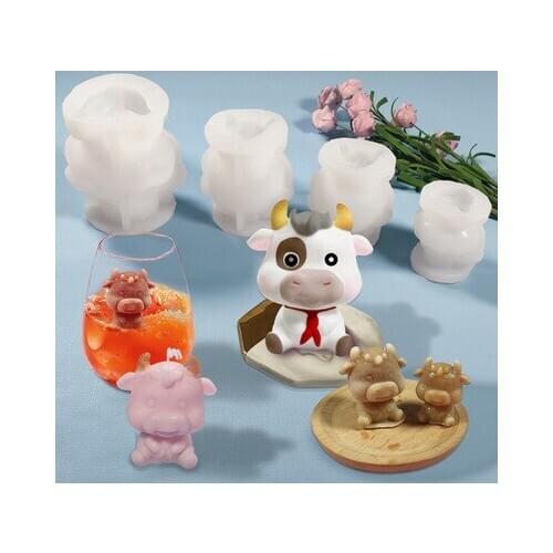3d Cute Calf Silicone Mold Ice Cube Mousse Cake Baking Mold DIY Crystal Epoxy Aromatherapy Candle Mold Soap Form Plaster Mold
