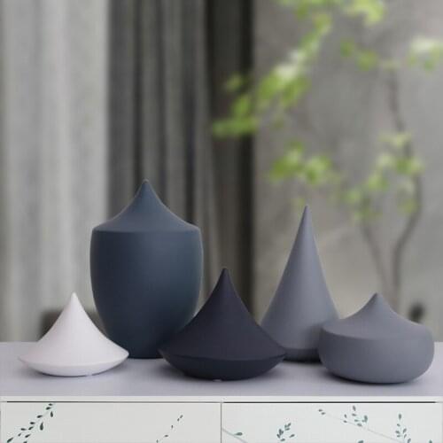 Home Decor Abstract Stereo Geometry Ceramic Sculpture Figurines for Interior Living Room Decoration Desk Modern Art Gifts