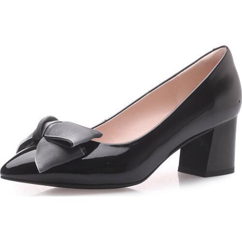 Age season in 2019 new product thick with high pointed mouth shallow single shoe female 33-43