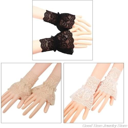 Women Hollow Out Crochet Floral Lace Wrist Cuffs Ruffles Detachable Fake Sleeves Stretch Bracelet Fingerless Gloves M19 21