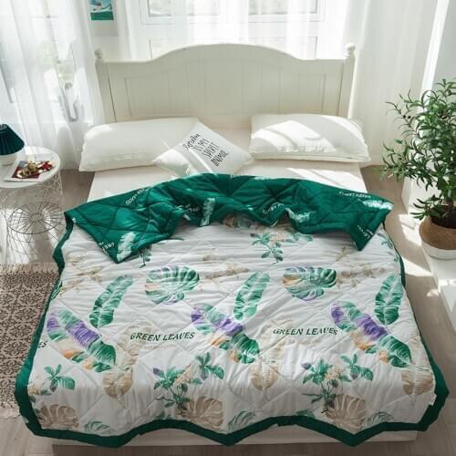 Modern style Summer Quilt Blankets Comforter Home Textiles Suitable for Adults Kids Soft
