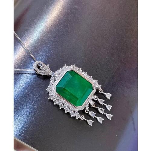 LR714 Fine Jewelry 18K Solid Gold Zambia Green Emerald Pendant Emearld 8.85ct Gold Diamond Pendant Gemstone Necklaces for Women