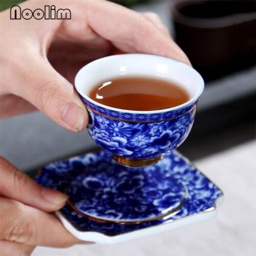 Blue and White Porcelain Water Mug Underglaze Color Small Master Tea Cups Retro Hand Painted Kung Fu Tea Set Drinkware 45/140ML